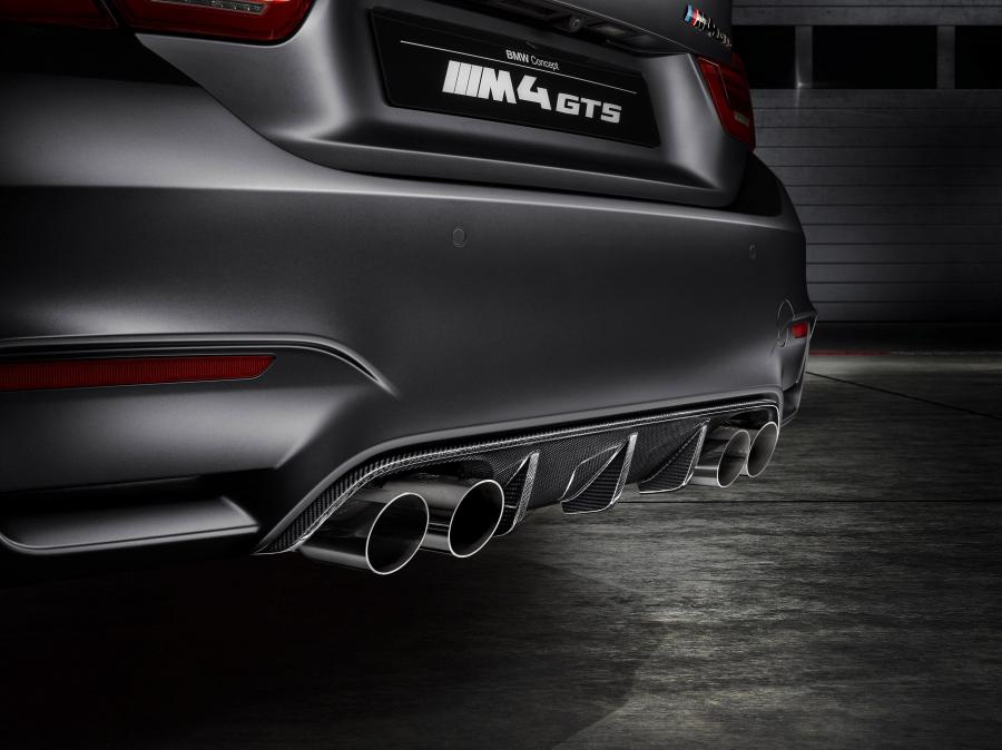  BMW M4 GTS Concept 2015 года  (фото 12 из 13)